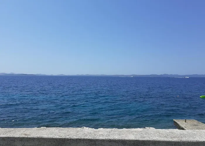 Secluded Fisherman's Cove Cerenje, Pasman - 8477 Tatil Evi